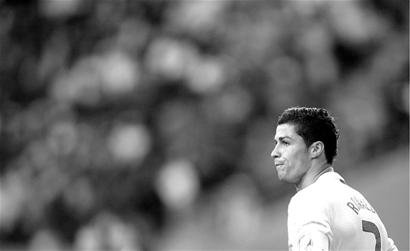 上汽旗下新能源品牌智己汽车赞助中国香港队，赞助费超100万（上汽系新能源品牌智己汽车赞助中国香港队，金额超百万元）