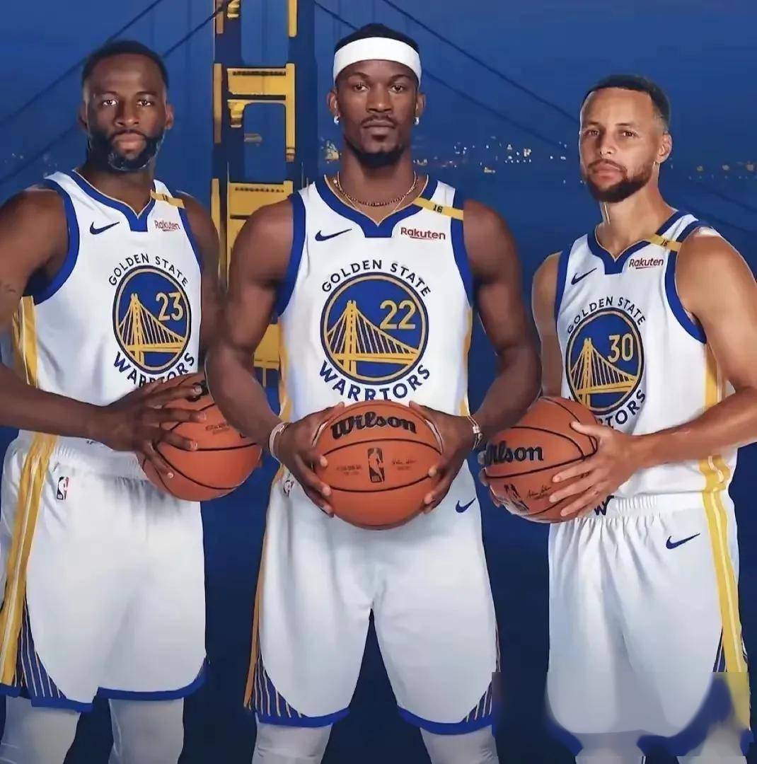 断层领先，2023年以来麦克托米奈为苏格兰打进12球（遥遥领先：自2023年至今，麦克托米奈已为苏格兰攻入12球）