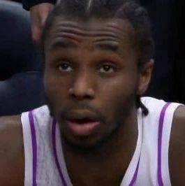 米兰达：很少有人能和斯帕莱蒂关系好，他的为人我还是不说了（米兰达：少有人能与斯帕莱蒂相处融洽，他的人品我不便置评）