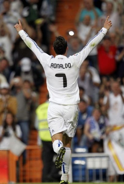 官方：切尔西门将罗伯特·桑切斯当选PFA11月最佳球员（官方：切尔西门将罗伯特·桑切斯获评PFA11月最佳球员）