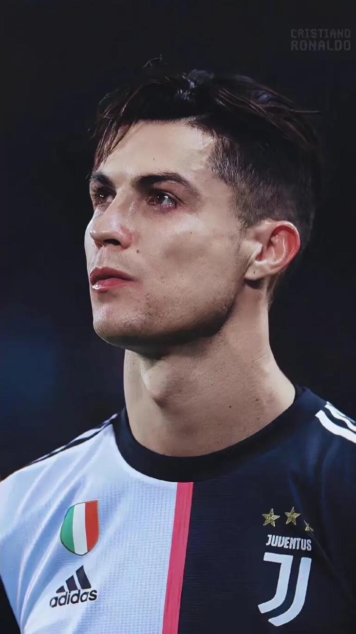 克尼佩尔超高难度后仰三分命中，黄蜂&猛龙进入加时赛！（克尼佩尔后仰高难三分飙中，黄蜂与猛龙战至加时！）