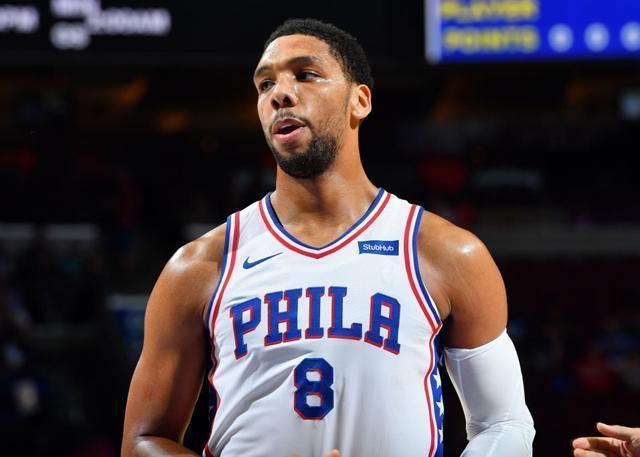 阿莫林赛前瞬采：赢下这场比赛很重要，芒特能给我们中场带来活力（阿莫林赛前：此役至关重要，芒特可为中场注入活力）