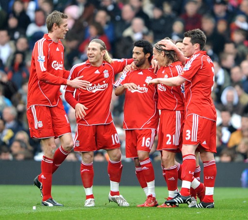 萨林杰成水货？广东三小外援太强势，杜锋缺一个“黑又硬”中锋！（萨林杰被打回原形？广东三小外援强势，杜锋亟需一名强硬中锋）