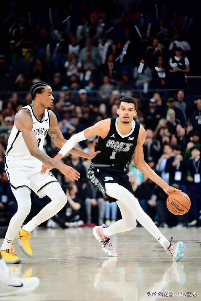 邓加：维尼修斯是足球层面的领袖，而非更衣室领袖（邓加：维尼修斯是场上领袖，但不是更衣室领袖）