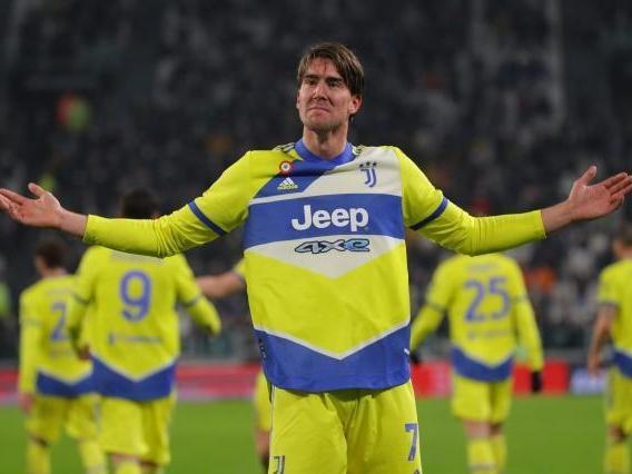 本菲卡欧冠出局将致穆里尼奥冬窗零引援（本菲卡欧冠折戟，穆里尼奥冬窗将无引援）